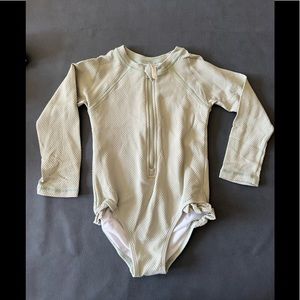 EUC Rylee & Cru rashguard one-piece 2-3yr
